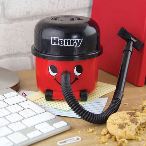 henry_desk_vacuum_600_3